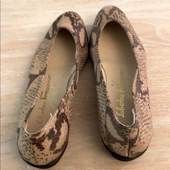 Salvatore Ferragamo Flats - Picture 4 of 8